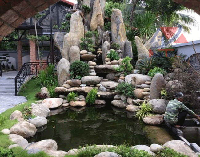 thi-công-hòn-non-bộ-18 làm hòn non bộ 18